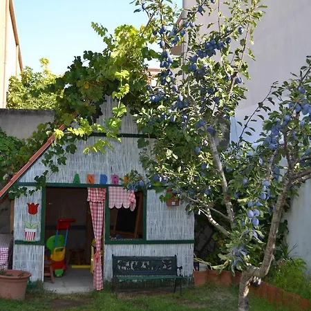 Affittacamere La Jacaranda SantʼAntìoco