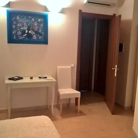 La Jacaranda Guest house