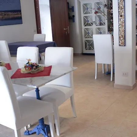 Πανσιόν La Jacaranda *