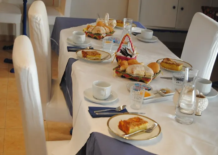 La Jacaranda Pensionat SantʼAntìoco